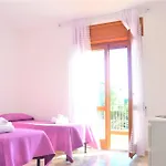 I Tre Pini Nyaraló *