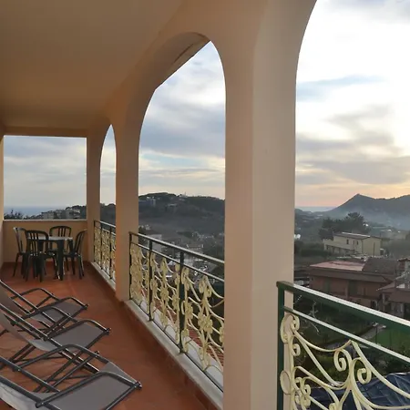 I Tre Pini Holiday home Massa Lubrense